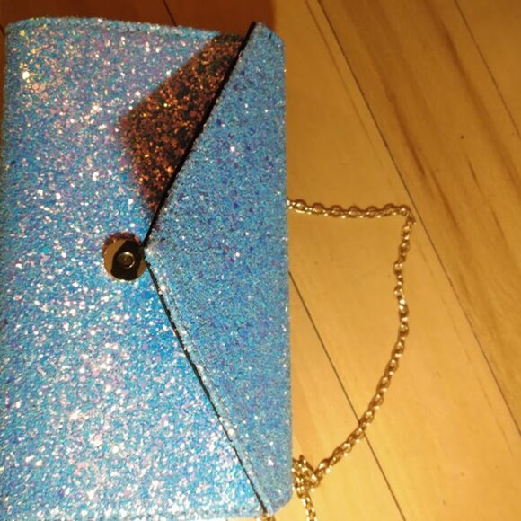 Glitter aqua evening bag envelop design. Use as a clutch or shoulder bag. - Picture 5 of 7